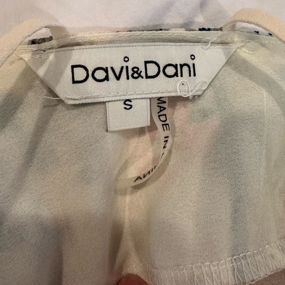 Spring Dress size small - Picture 2 of 7